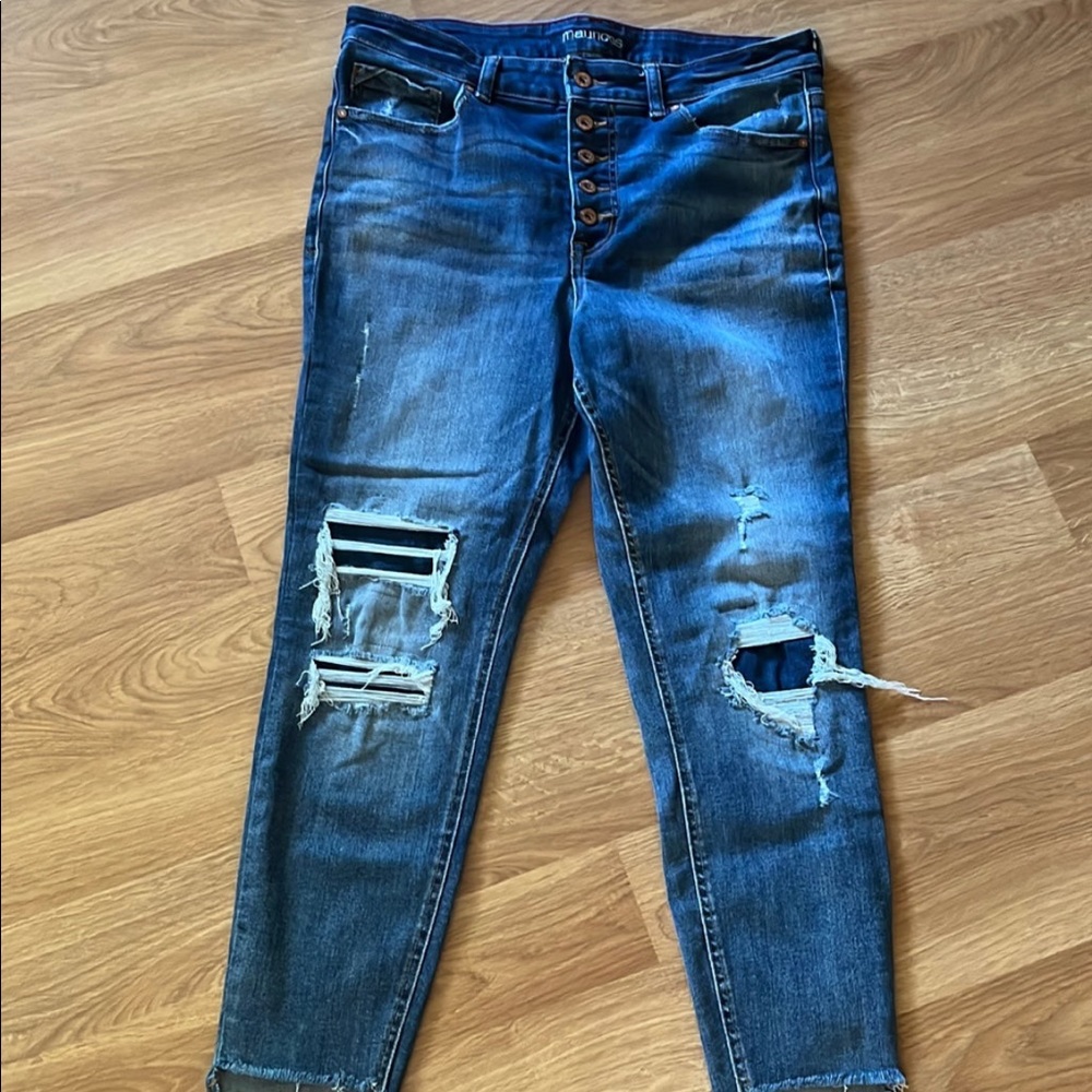 Maurice’s distressed high rise jeans